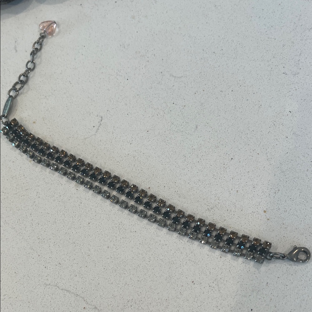 Elegant Black and Silver Bracelet